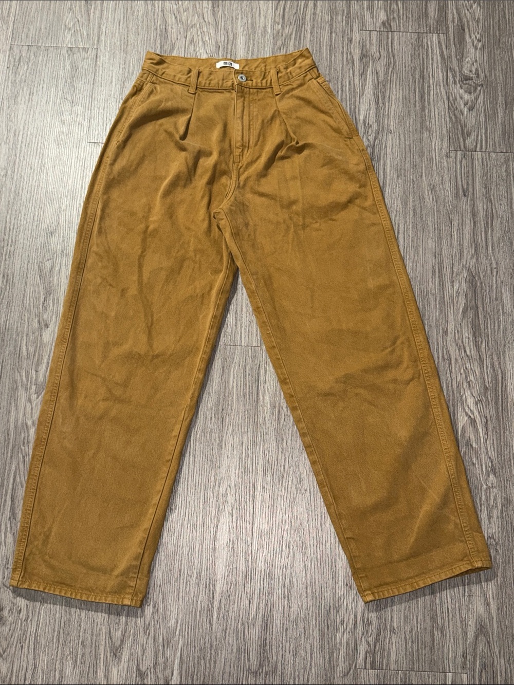 UNIQLO Women’s Wide-Leg Pleated Pants - Beige - Size 4